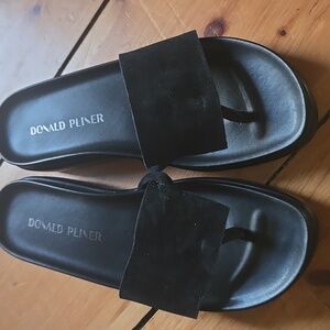 Donald J. Pliner Women's Black Slide Sandals